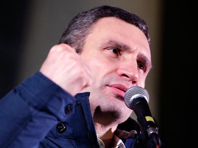 Оппозиция идет на переговоры с Януковичем с разрешения Евромайдана Оппозиция идет на переговоры с Януковичем с разрешения Евромайдана