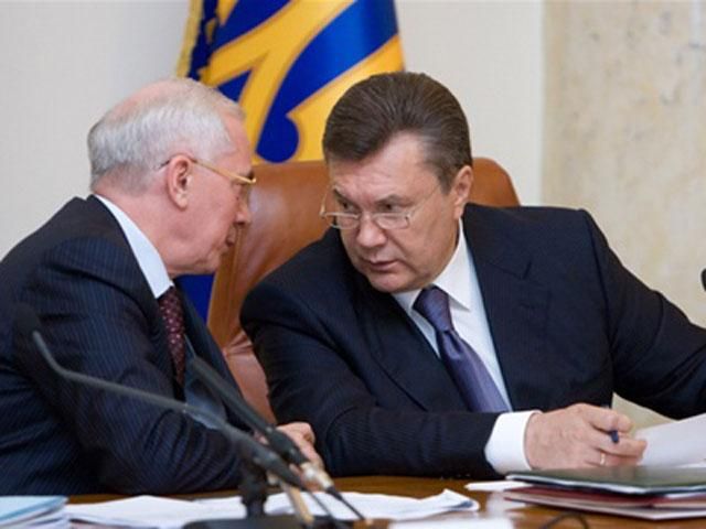 Янукович натякнув, що не розпустить Кабмін