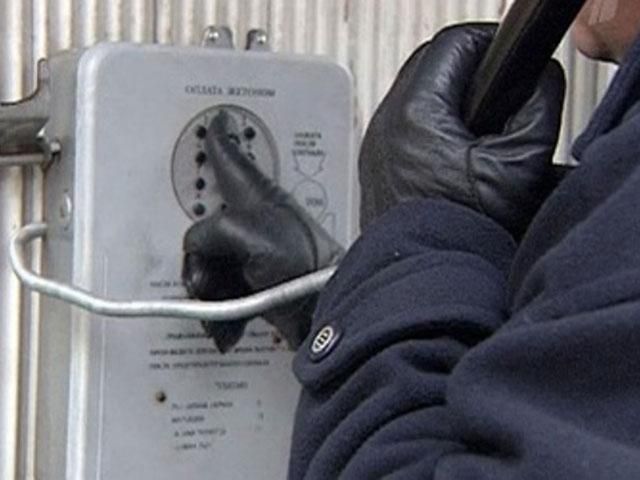 Милиция задержала безработного киевлянина за “минирование” аэропортов и вокзала Милиция задержала безработного киевлянина за “минирование” аэропортов и вокзала