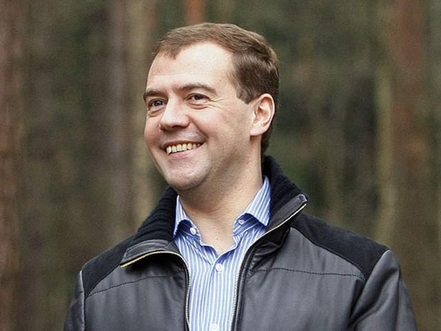 Медведєв побачив тектонічний розлом, який має подолати українське суспільство Медведєв побачив тектонічний розлом, який має подолати українське суспільство