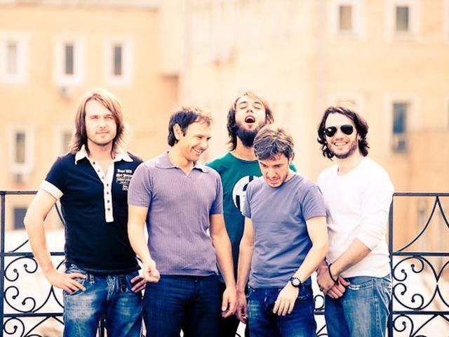 Яценюк запросив людей із "антимайдану" на концерт "Океану Ельзи" Яценюк запросив людей із "антимайдану" на концерт "Океану Ельзи"