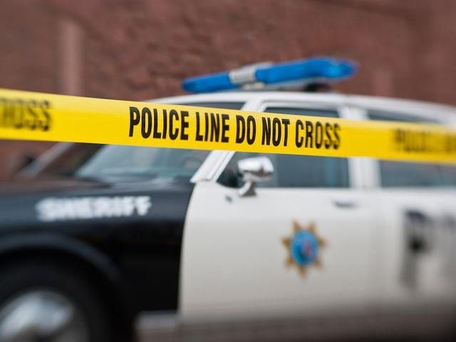 В США школьник обстрелял кафе и застрелился В США школьник обстрелял кафе и застрелился