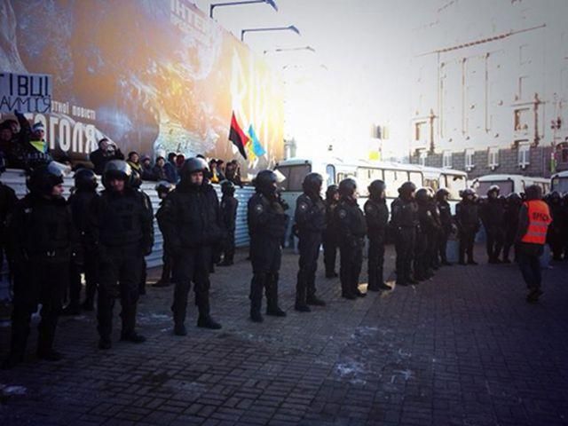 Милиция волнуется из-за возможных столкновения между активистами двух "площадей" (Фото)