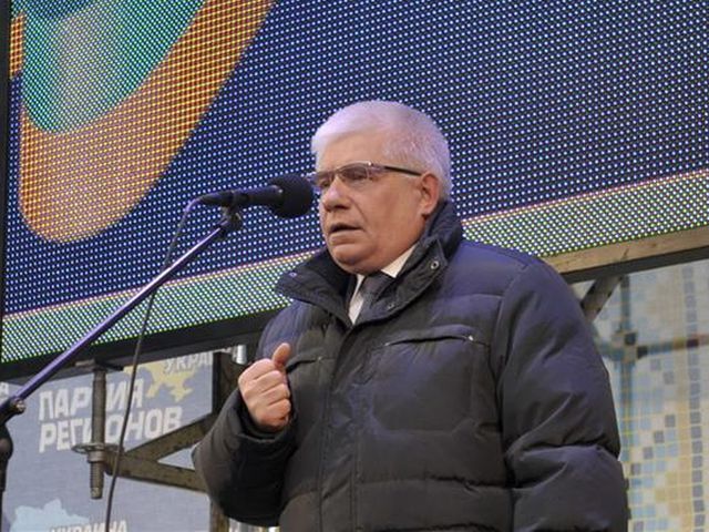 Регіонали оголосили свій мітинг безстроковим Регіонали оголосили свій мітинг безстроковим