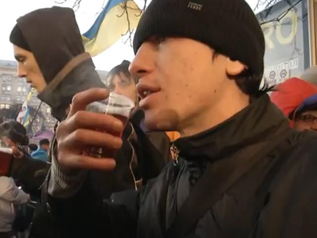 На антимайдан свозят воспитанников приютов, - УДАР (Видео) На антимайдан свозят воспитанников приютов, - УДАР (Видео)