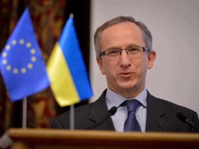 Томбинский ответил на заявление Азарова об узаконивании однополых браков Томбинский ответил на заявление Азарова об узаконивании однополых браков