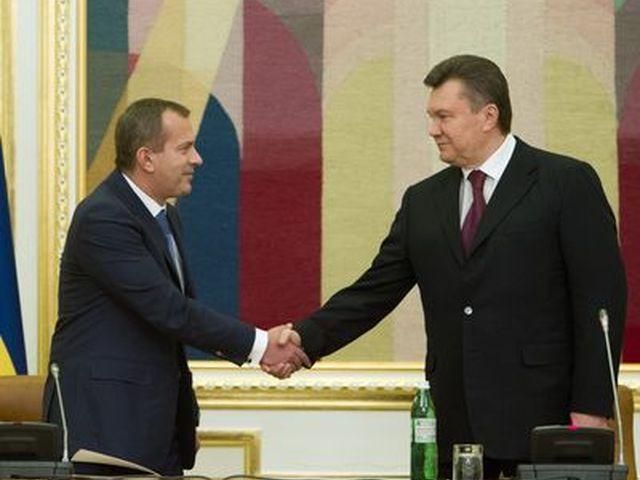 Від Януковича вимагають негайно відсторонити і затримати Клюєва 