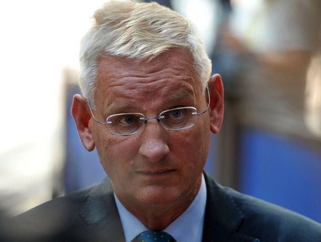 Двери широко открыты, соглашение готово, - Карл Бильдт Двери широко открыты, соглашение готово, - Карл Бильдт