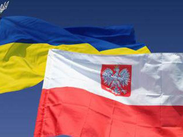 На Євромайдані намет встановили польські депутати