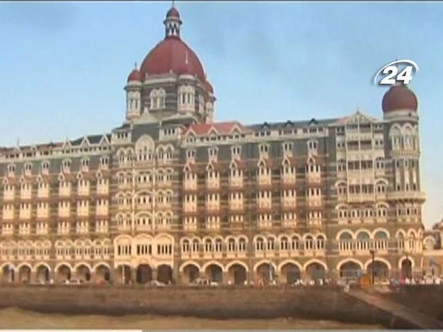 16 грудня – Відкрився Taj Mahal Palace