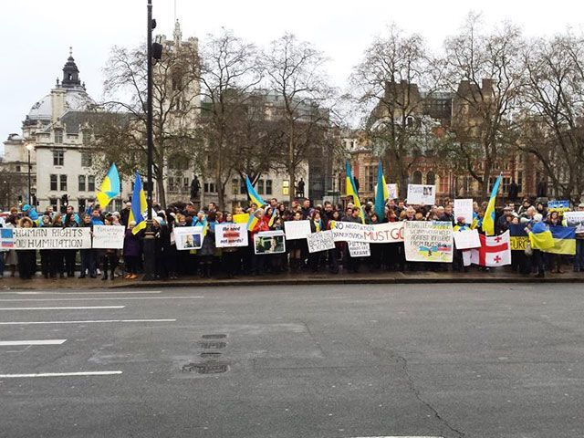 В Лондоне украинцев поддержали многочисленным митингом (Фото)
