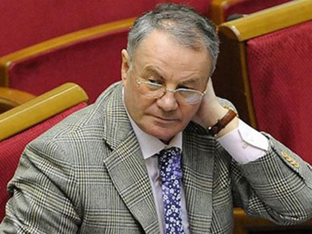 Яворівський офіційно просить Януковича про відставку Азарова