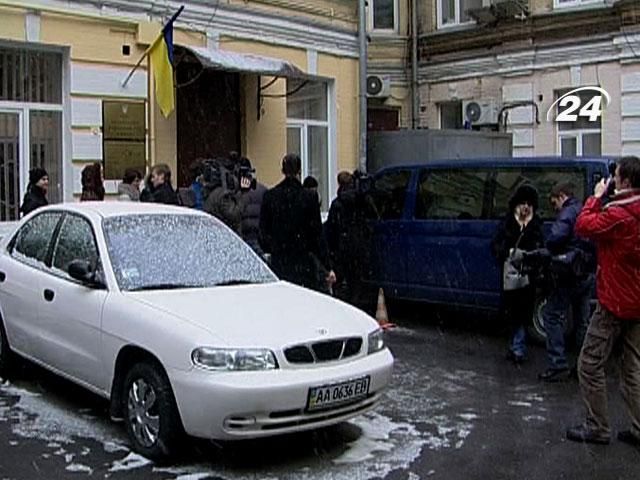 Отпустили активиста Евромайдана Егора Превира Отпустили активиста Евромайдана Егора Превира