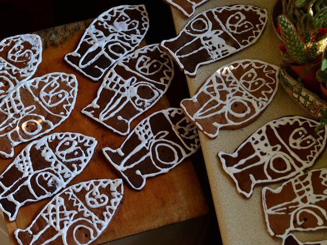 Украинские девушки испекли для евромайданщиков пряники (Фото. Видео) Украинские девушки испекли для евромайданщиков пряники (Фото. Видео)