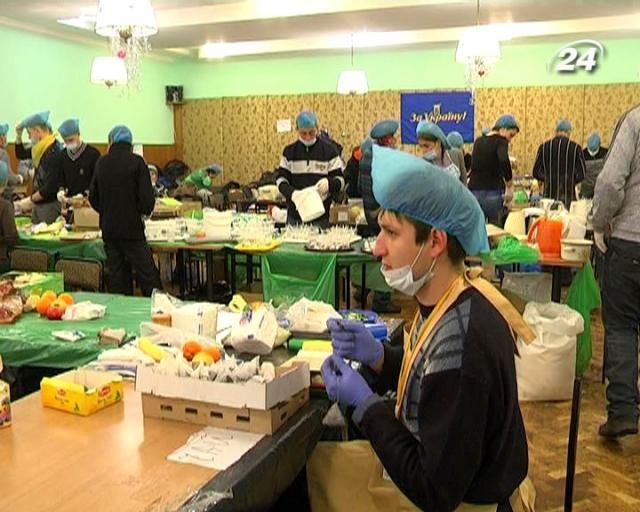 Євромайданівці найбільше потребують продуктів та теплих речей