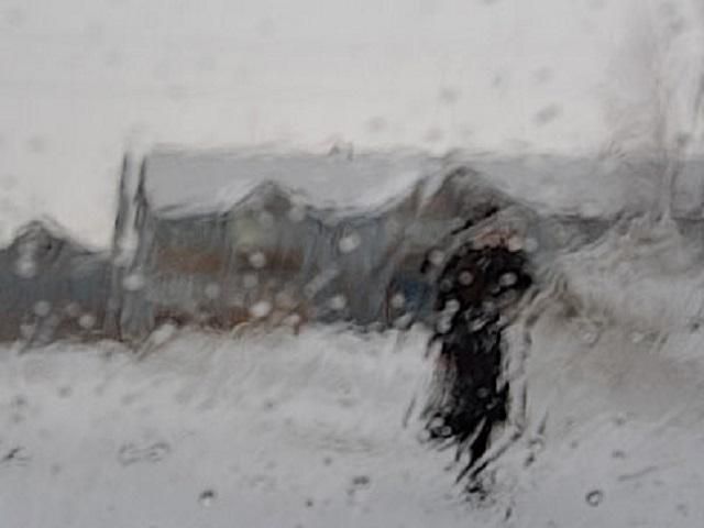 По Украине объявили штормовое предупреждение - 22 декабря 2013 - Телеканал новин 24 По Украине объявили штормовое предупреждение - 22 декабря 2013 - Телеканал новин 24