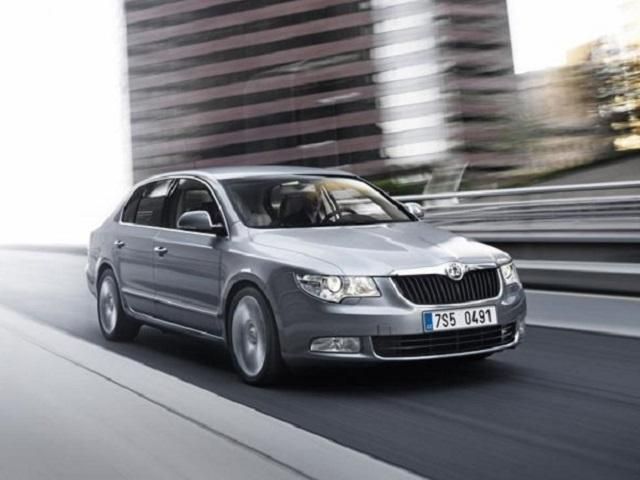 Верховний суд України накупив авто на 7,6 мільйонів гривень Верховний суд України накупив авто на 7,6 мільйонів гривень