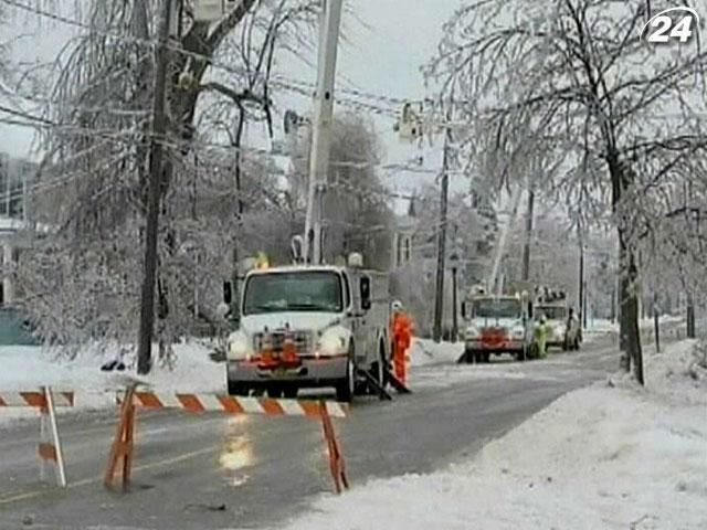В Канаді через негоду майже півмільйона людей лишилися без світла В Канаді через негоду майже півмільйона людей лишилися без світла