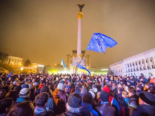 Якщо ми будемо сидіти по своїх квартирах і критикувати – нічого не зміниться, - політолог