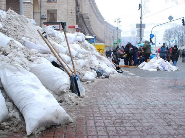 Ми раді всім гостям, але треба поважати і хазяїв, - Київрада до Євромайдану Ми раді всім гостям, але треба поважати і хазяїв, - Київрада до Євромайдану