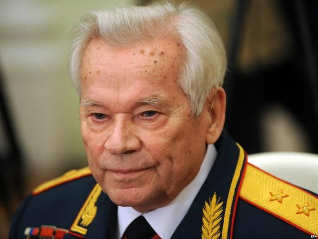 Михайла Калашнікова поховають 27 грудня у Москві