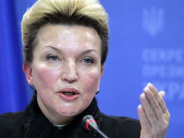 Богатырева посетила Чорновол в больнице и услышала о положительной динамике Богатырева посетила Чорновол в больнице и услышала о положительной динамике