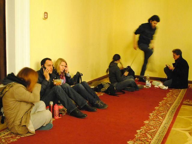 Євромайданівцям відмовили в продовженні оренди Будинку профспілок Євромайданівцям відмовили в продовженні оренди Будинку профспілок