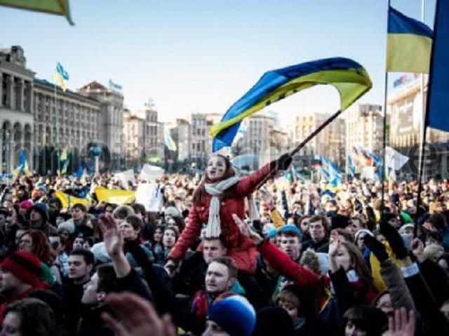 Сьогодні набирає чинності закон про звільнення євромайданівців