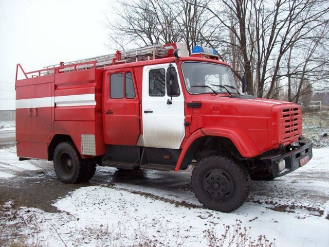 В Тернопольской области горел офис Партии регионов (Фото)