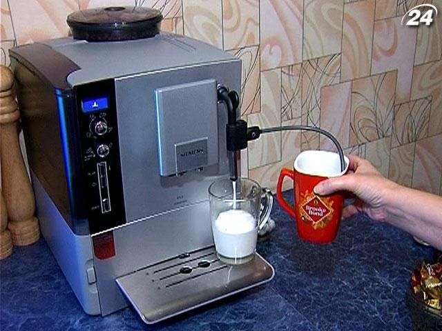 Кава-машину Simens від телеканалу новин "24" виграло подружжя з Полтави