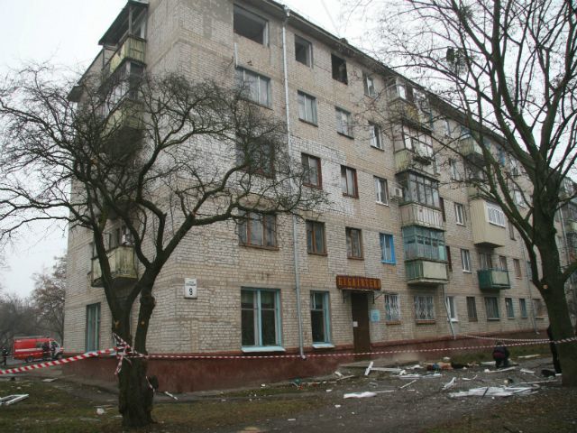 За фактом вибуху в житловій 5-поверхівці Харкова відкрили кримінальне провадження (Фото. Відео) За фактом вибуху в житловій 5-поверхівці Харкова відкрили кримінальне провадження (Фото. Відео)