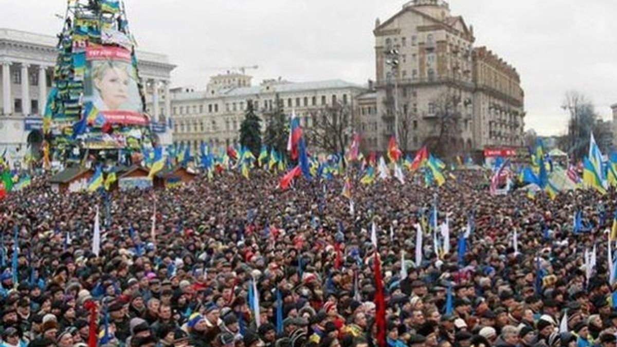Опозиція готує чергове віче під гаслом "Солідарність проти терору" Опозиція готує чергове віче під гаслом "Солідарність проти терору"