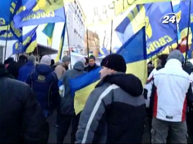 На Майдане началось Народное Вече