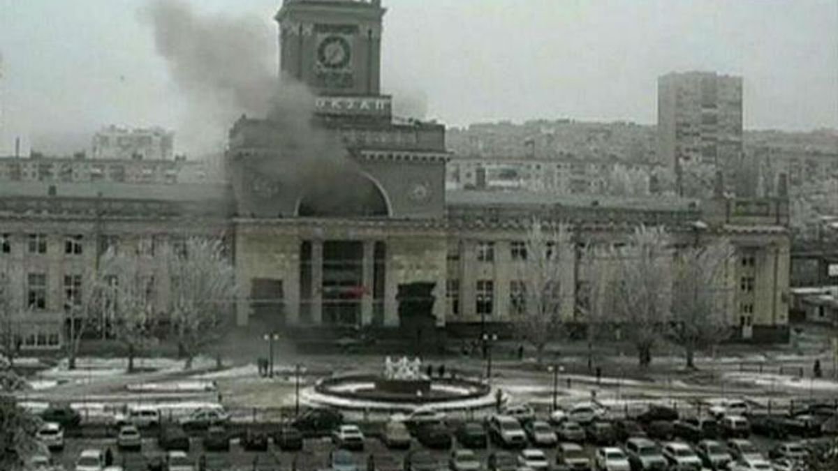 Сім’ям загиблих у Волгограді виплатять по мільйону рублів Сім’ям загиблих у Волгограді виплатять по мільйону рублів