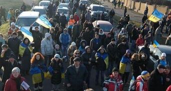 Автомайдан отправляется с пикетами к Азарову, Рыбаку и Медведчуку