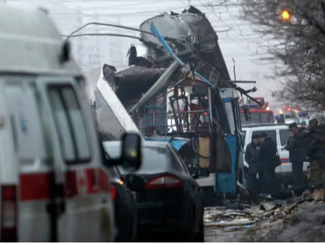 МЗС перевіряє, чи постраждали українці під час вибуху в тролейбусі у Волгограді  