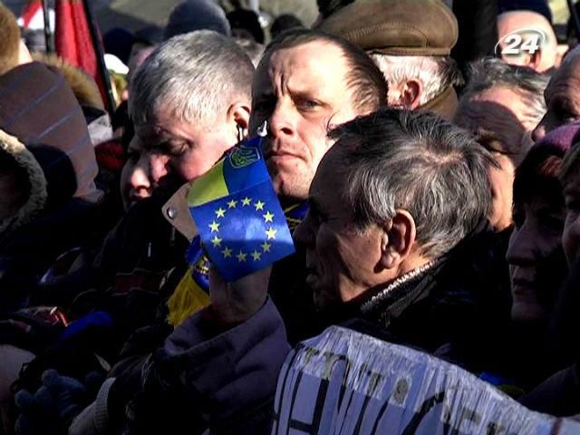 Опозиція закликає підприємства до попереджувального страйку 24 січня Опозиція закликає підприємства до попереджувального страйку 24 січня