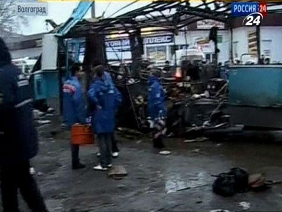 Жертвами двох терактів у Волгограді стали 32 людей, понад 100 – поранені Жертвами двох терактів у Волгограді стали 32 людей, понад 100 – поранені