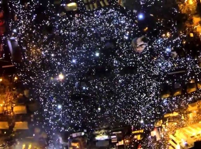 Телеканал "Рада" отказался транслировать новогодний Евромайдан Телеканал "Рада" отказался транслировать новогодний Евромайдан