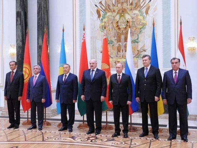 Началось председательство Украины в СНГ Началось председательство Украины в СНГ