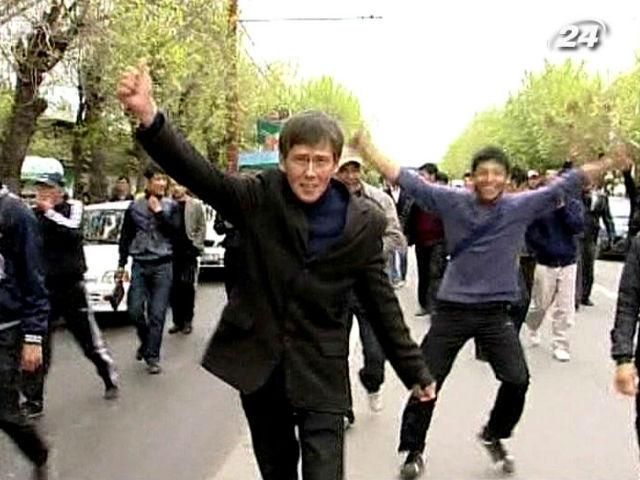 Киргизька революція: розчарування у президенті-опозиціонерові, що перетворився на диктатора Киргизька революція: розчарування у президенті-опозиціонерові, що перетворився на диктатора