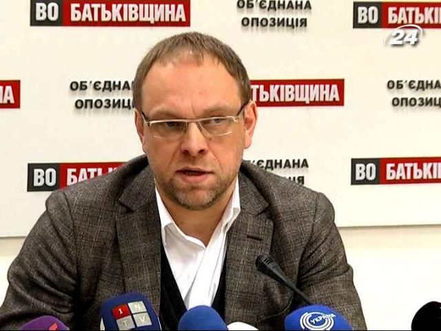 Печерский райсуд рассмотрит дело защитника Тимошенко Печерский райсуд рассмотрит дело защитника Тимошенко