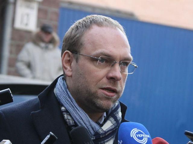 Слухання у справі Власенка перенесли Слухання у справі Власенка перенесли