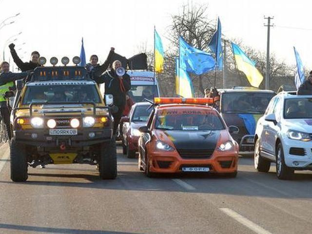 Київська міліція заявляє, що автомайданівець збив ДАІшника і втік з місця аварії 