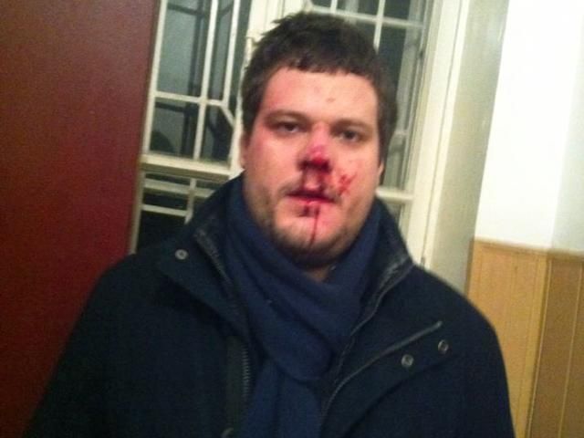 Іллєнко дає свідчення щодо його побиття Іллєнко дає свідчення щодо його побиття