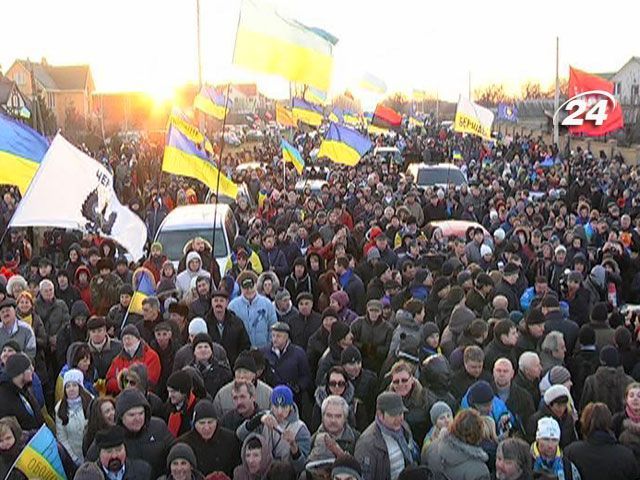 Активисты хотят арендовать дом возле "Межигорья" Активисты хотят арендовать дом возле "Межигорья"