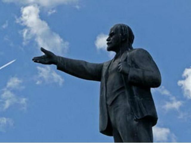 На Одещині знищили пам'ятник Леніну 