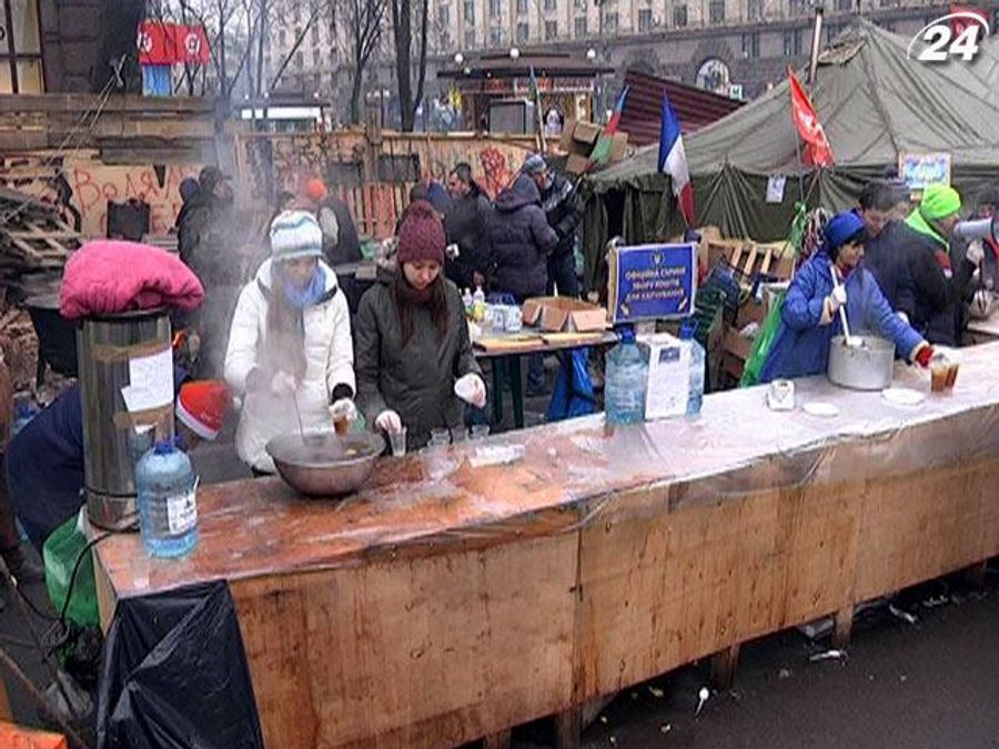 Активисты Евромайдана грозятся привезти мусор под столичное управление ГАИ