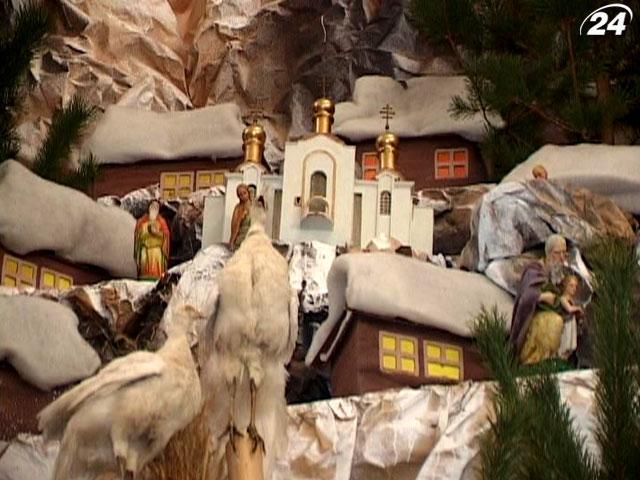 Самую большую шопку Украины установили в Тернополе Самую большую шопку Украины установили в Тернополе