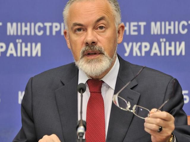 Лидеры оппозиции превращают Киев в резервацию и грязную свалку, - Табачник Лидеры оппозиции превращают Киев в резервацию и грязную свалку, - Табачник